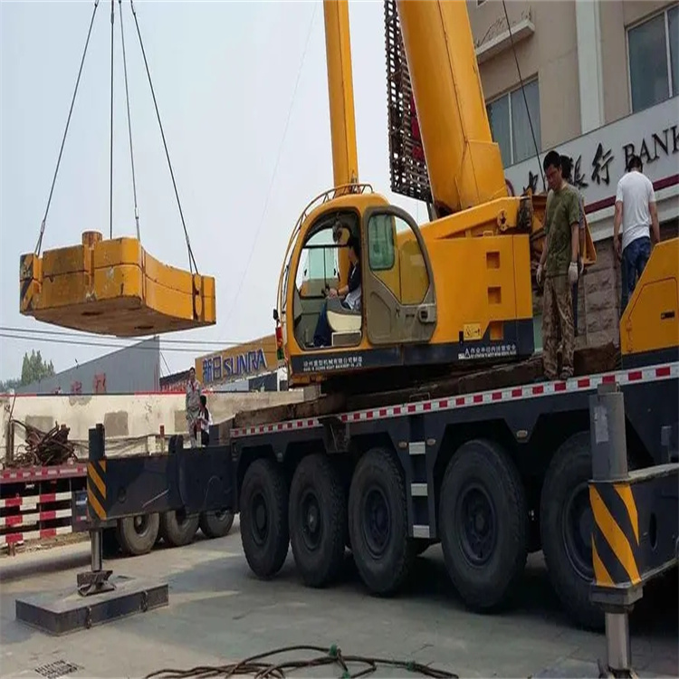 周矶管理区当地吊车出租|机器吊装|75吨|工厂搬迁服务